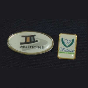 Crachás e Pins - Crachás Resinados